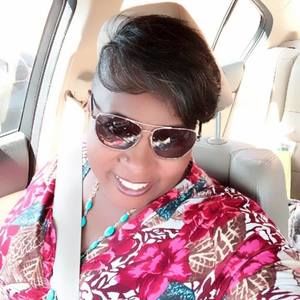 Meet your Posher, Laurel